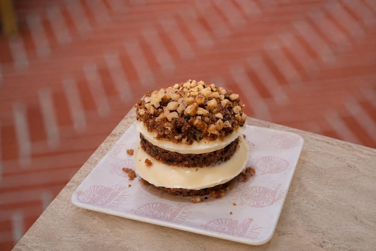 CARROT CAKE