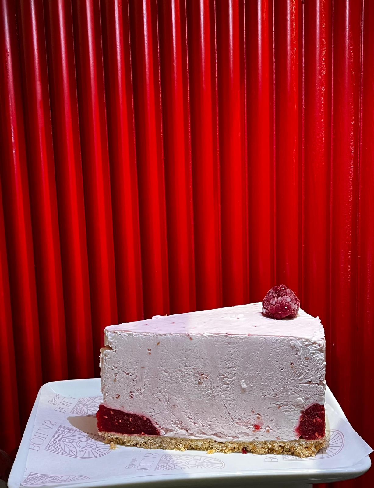 RASPBERRY LİME CHEESECAKE