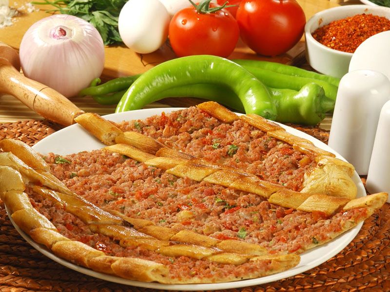 Kıymalı Pide